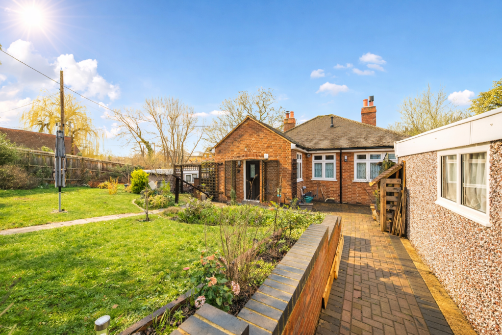 Main image of property: Sandford Lane, Oxford, OX1