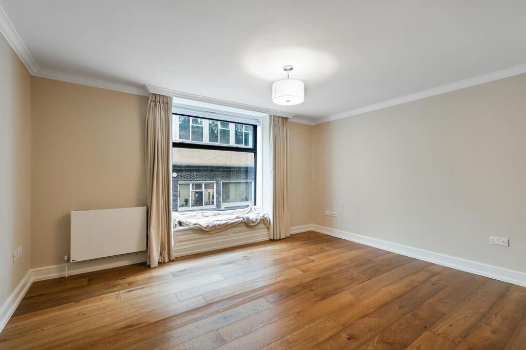 Apartment in London - View 3