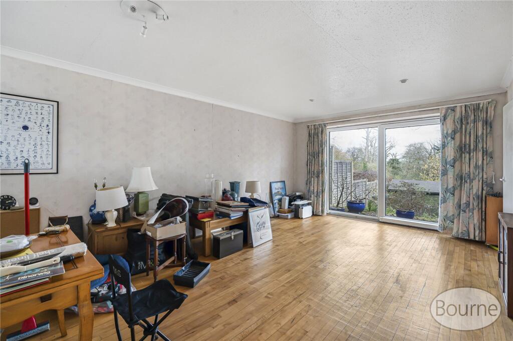 Lakeside Close, St. John's, Woking, Surrey, GU21 photo 4