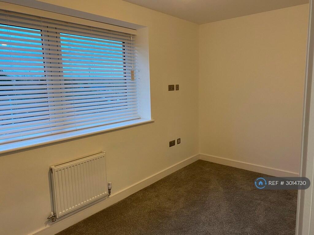 Apartment in Stevenage - View 4