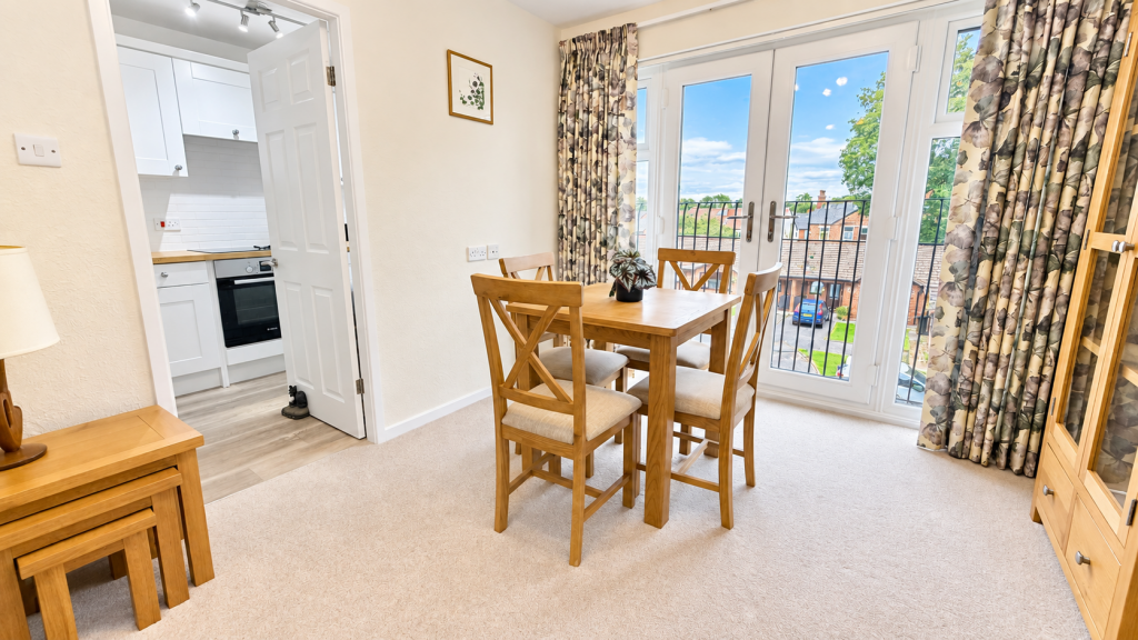 Apartment in Stockport - View 2