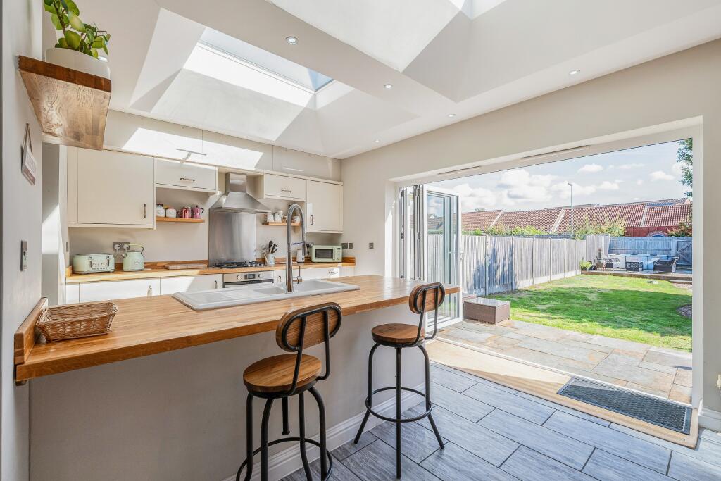 House in Portsmouth - View 2