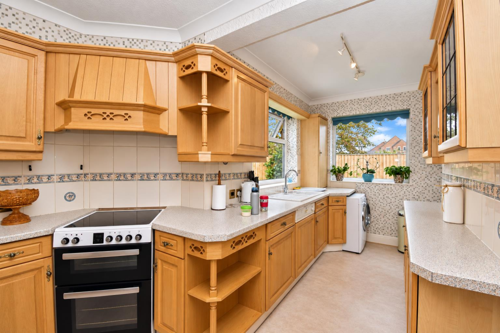 House in Hull - View 3