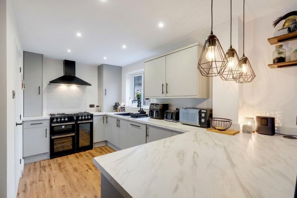 House in Nottingham - View 5