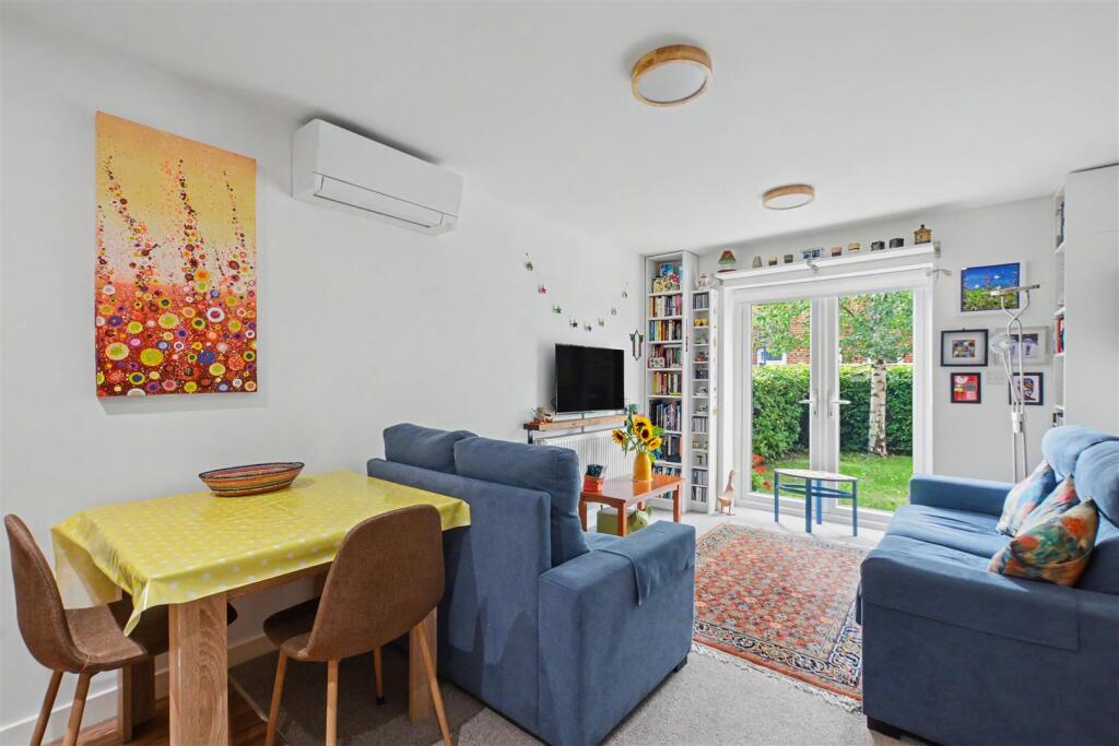 Apartment in Nottingham - View 5