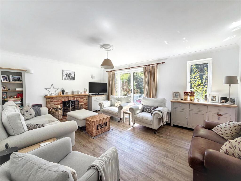 House in Reading - View 2