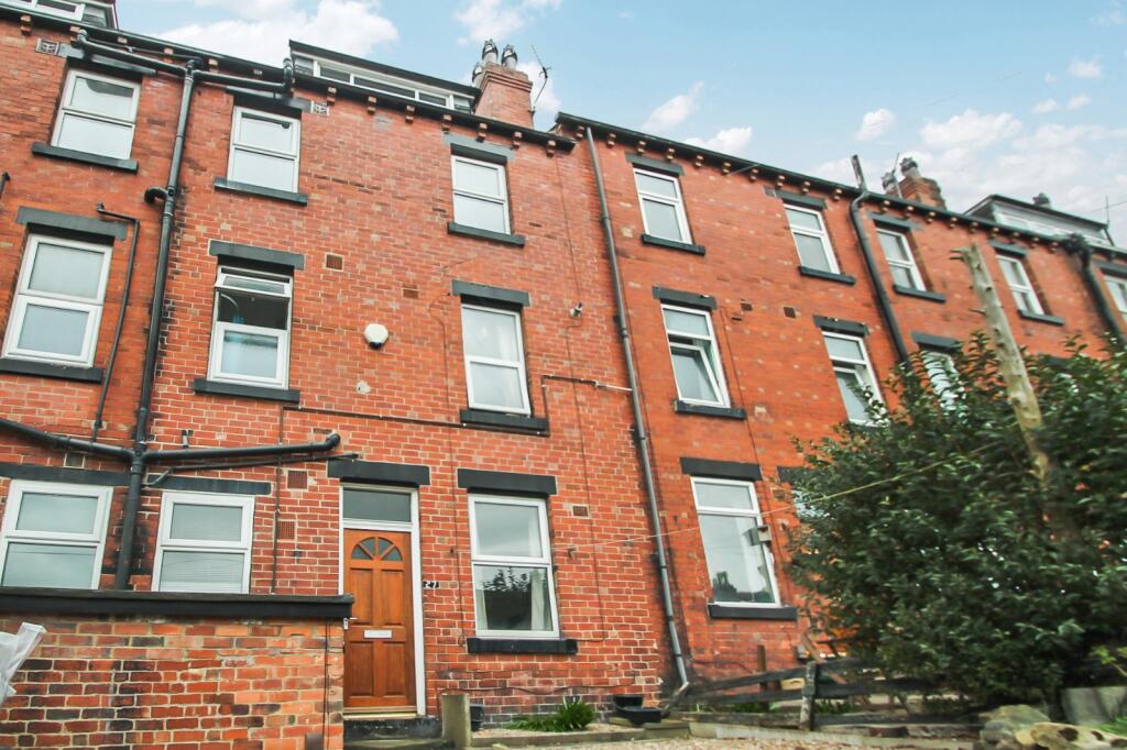 House in Leeds - View 2
