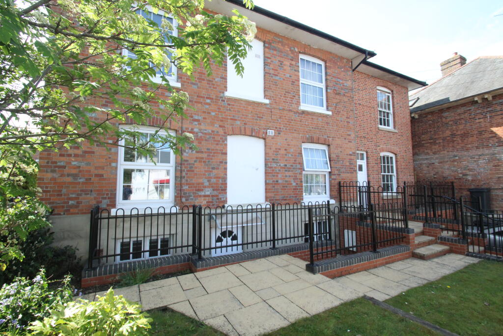 Main image of property: Flat E, Church Street, Hungerford