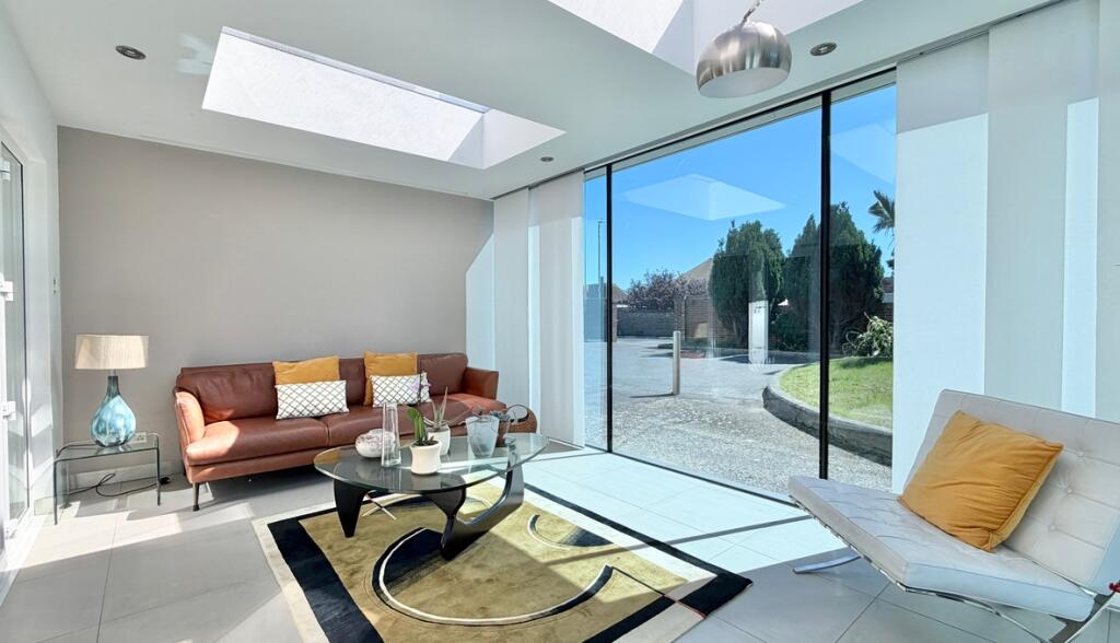 House in Canterbury - View 4