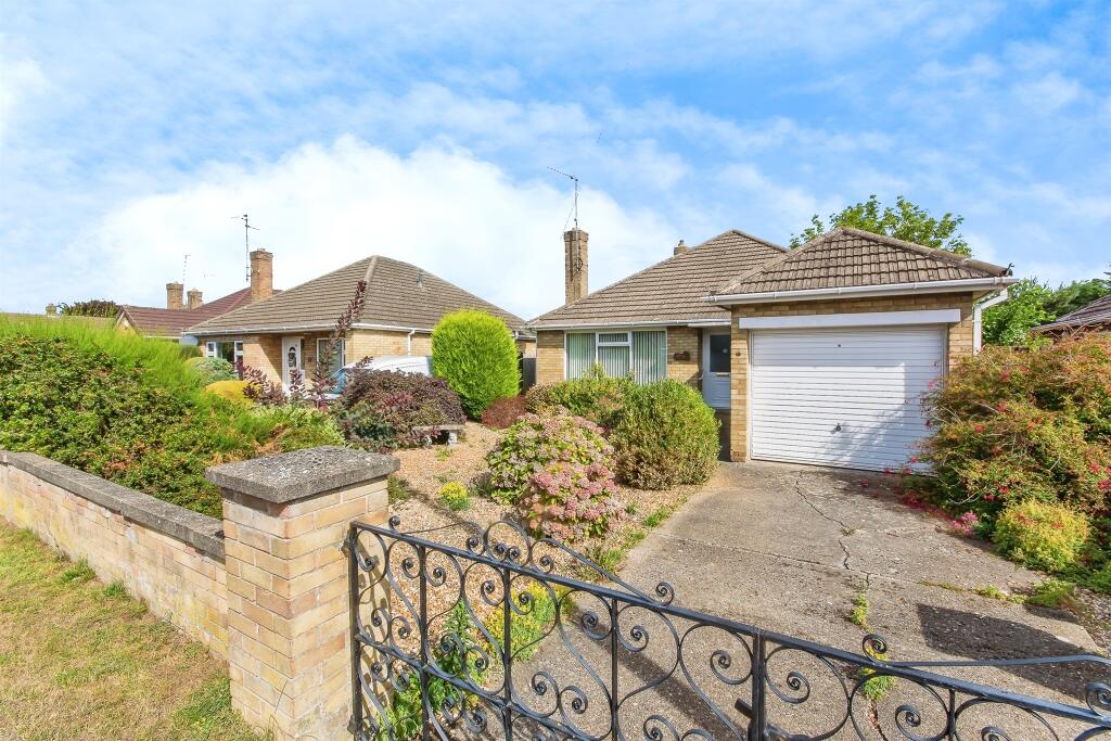 2-bed detached on Church Road, Wisbech, £220,000