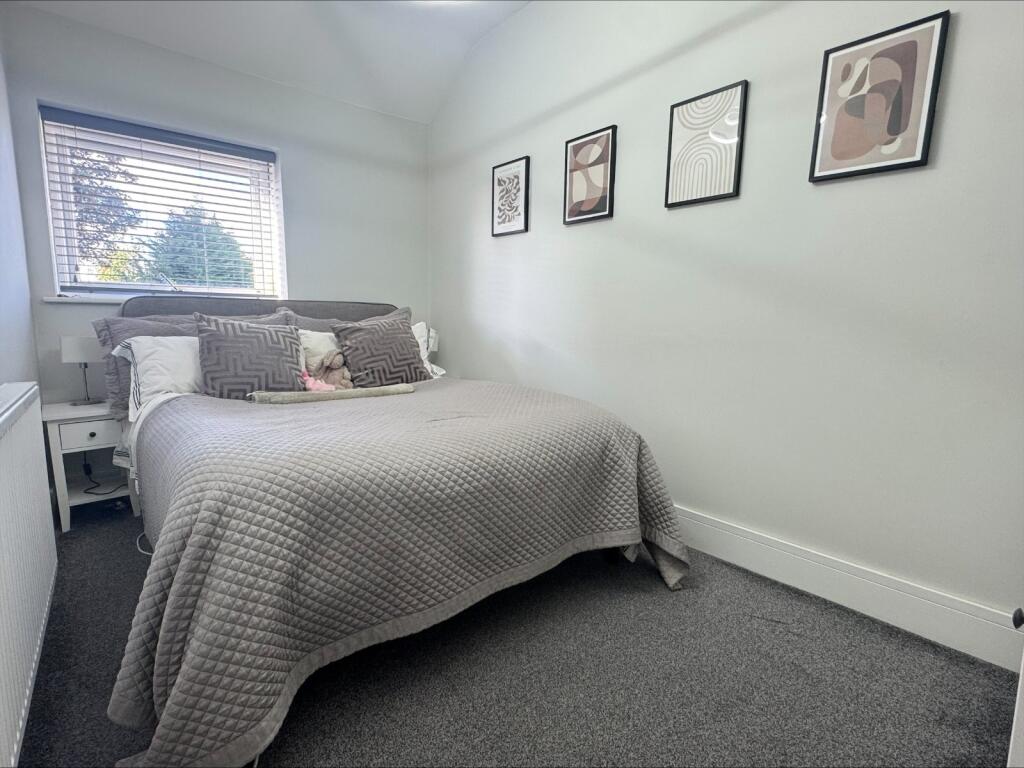 House in Normanton, Woodhouse - View 4