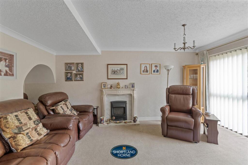 House in Coventry, Stonehouse Estate, Willenhall - View 4