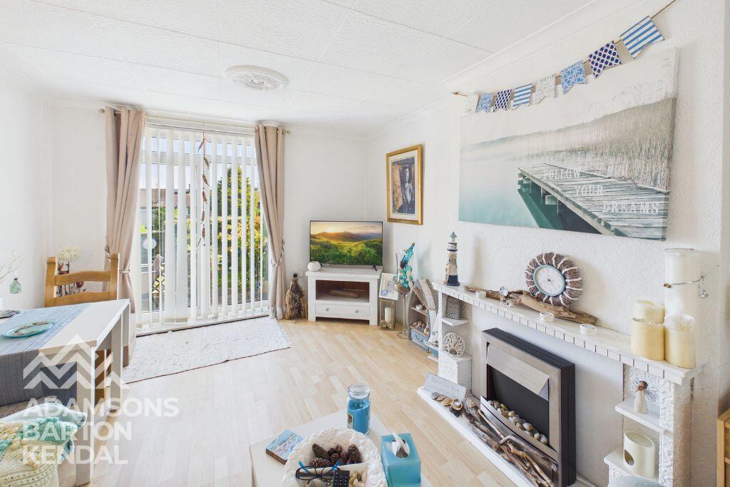 Birnam Grove, Heywood, OL10  photo 2