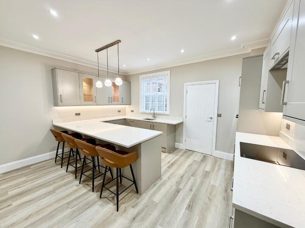 Norman Place, Leeds, West Yorkshire, LS8 photo 2