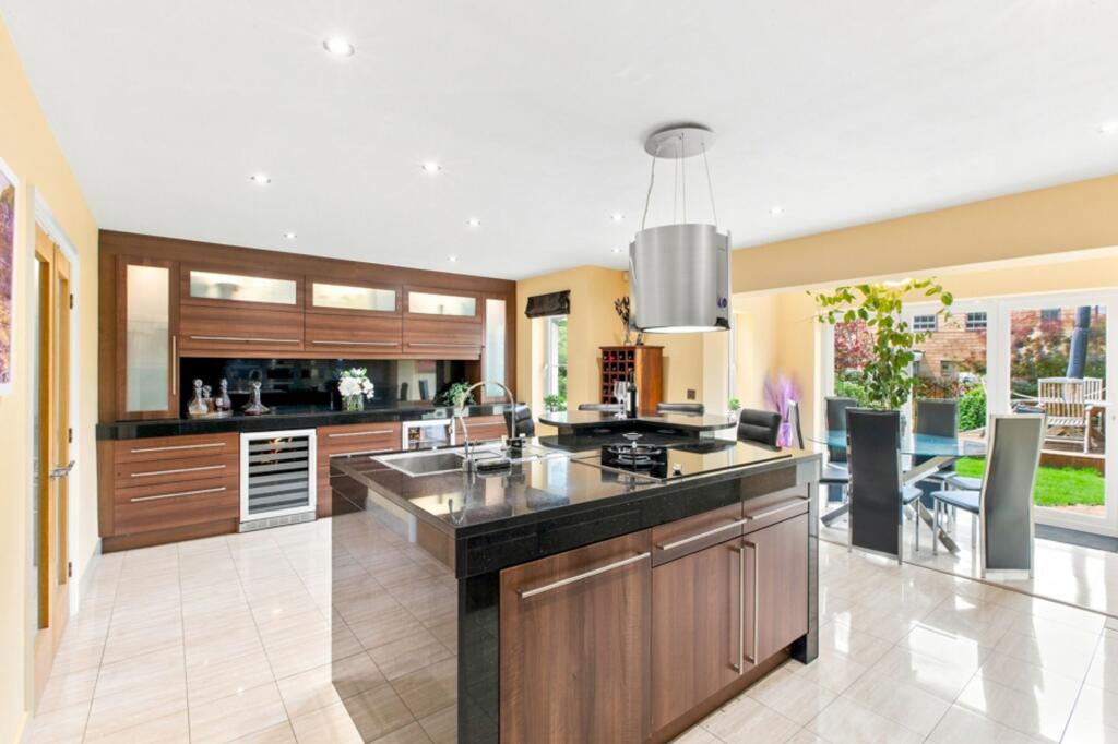 House in Bradford, Burley - View 3