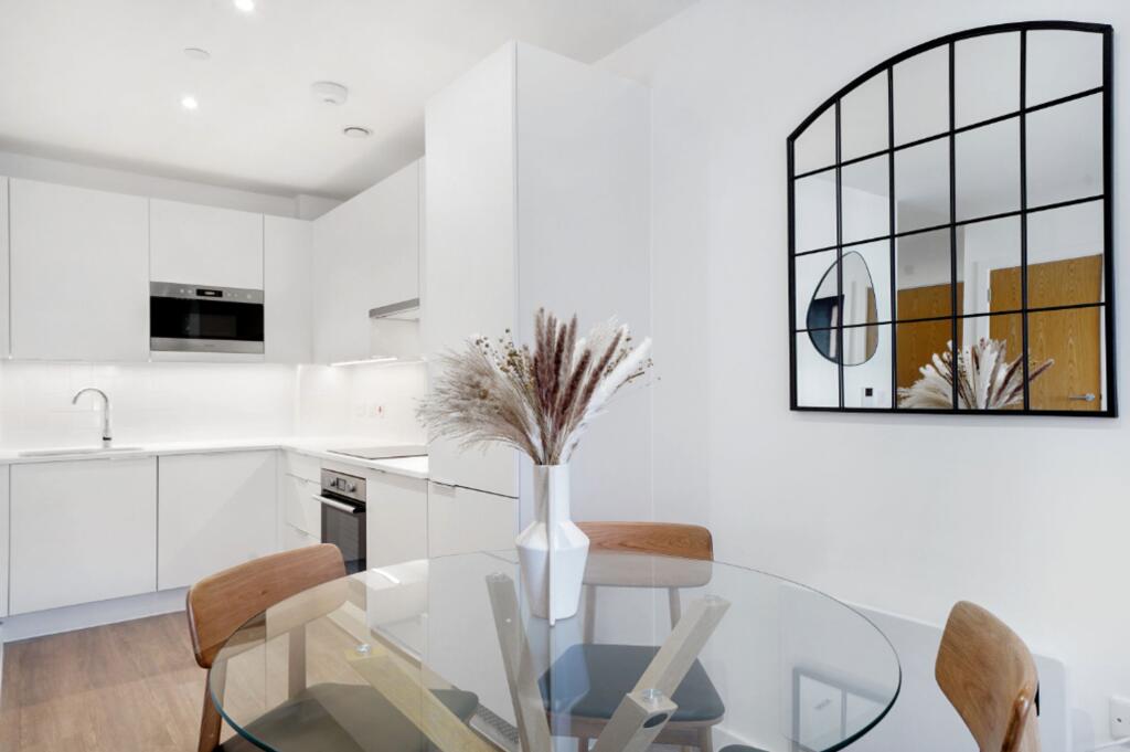 Additional image 30 of Sherlock Quarter, 36 Sherlock Street, B5