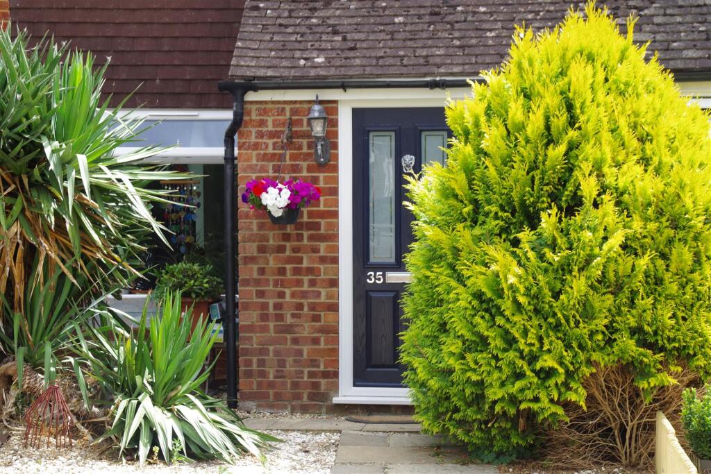 Main image of property: Queens Avenue, Wallingford