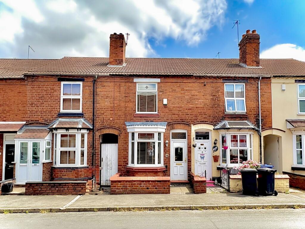 Main image of property: Kings Road, SEDGLEY, DY3 1HS