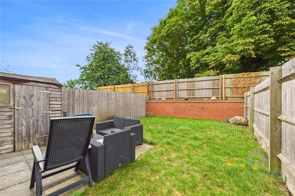 Tenor Close, Buckingham, Buckinghamshire, MK18 photo 4