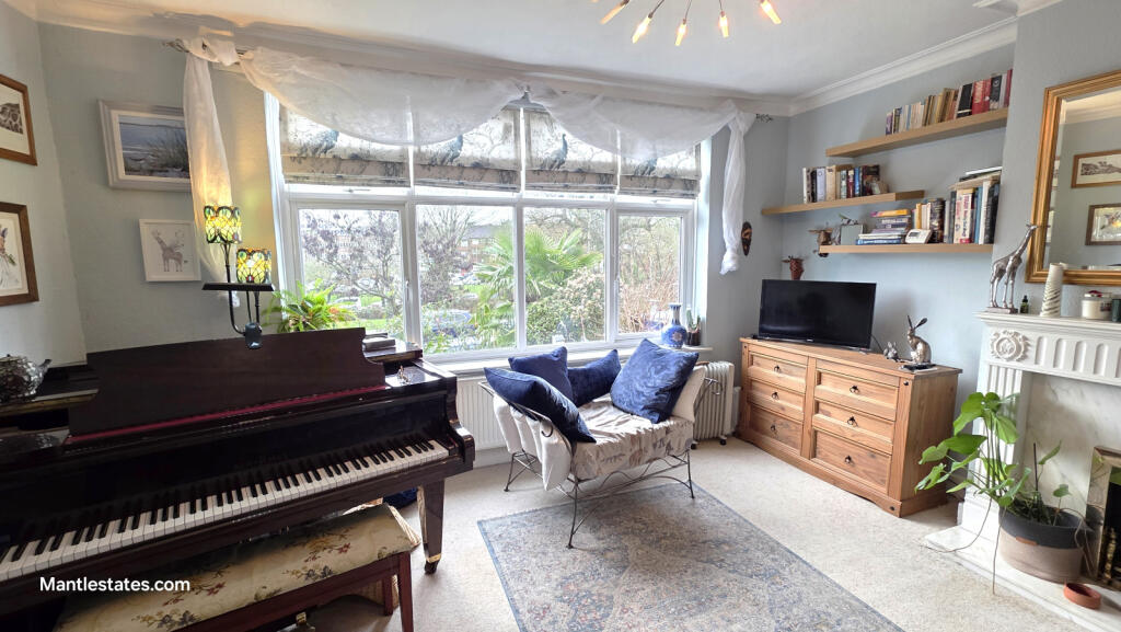 Main image of property: Brookside, East Barnet EN4