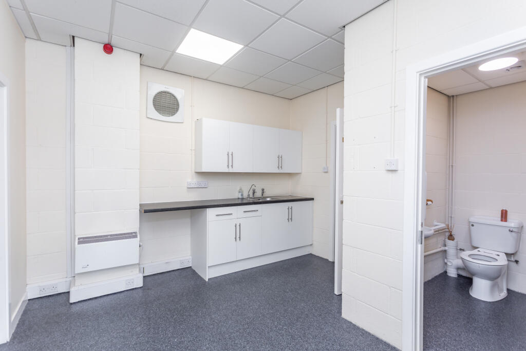 Kitchen and Toilet Facilities 