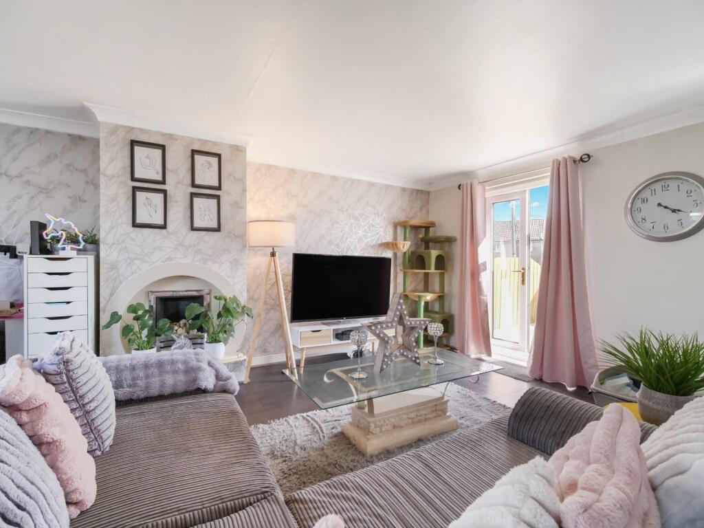 House in Paisley - View 2