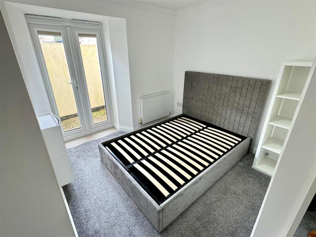 Apartment in Truro - View 5