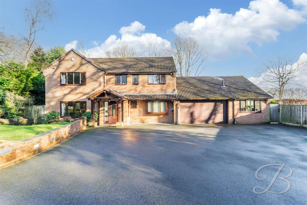 Main image of property: Waterson Oaks, Mansfield