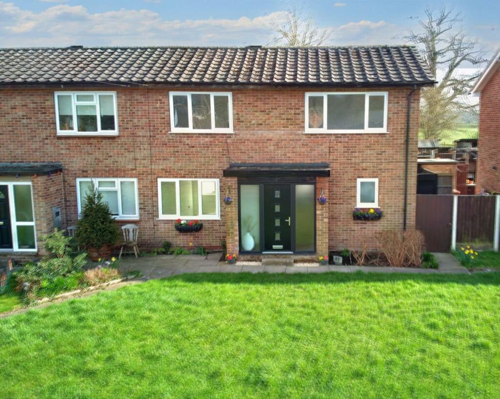 Main image of property: 35 Grove Close
