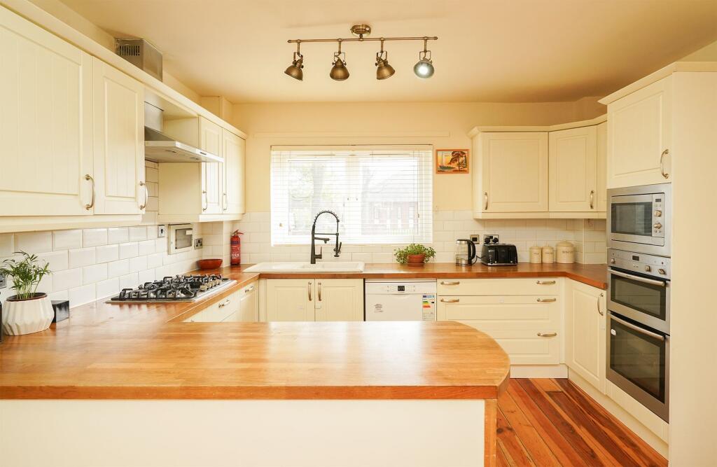 Cary Road, Sheffield, S2 photo 2