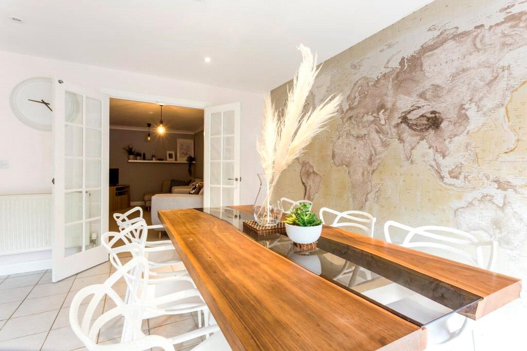 5, Stonehouse, Lower Basildon, Reading, Berkshire, RG8 photo 3