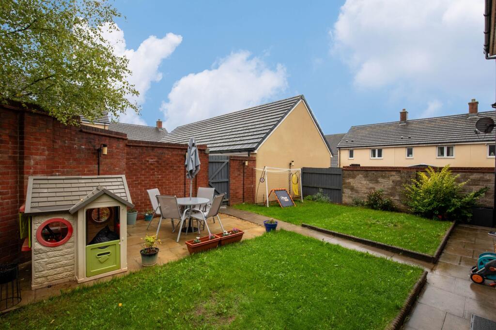 House in Bridgend, Parc Derwen, Coity Higher - View 4