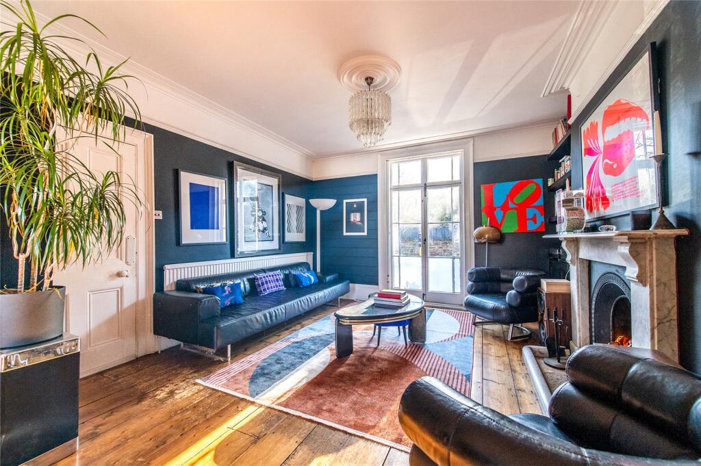 4-bed semi-detached on Clarence Place, Gravesend, Kent, DA12, £650,000