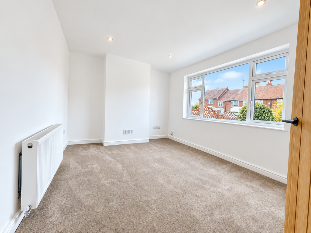 House in Dudley - View 3