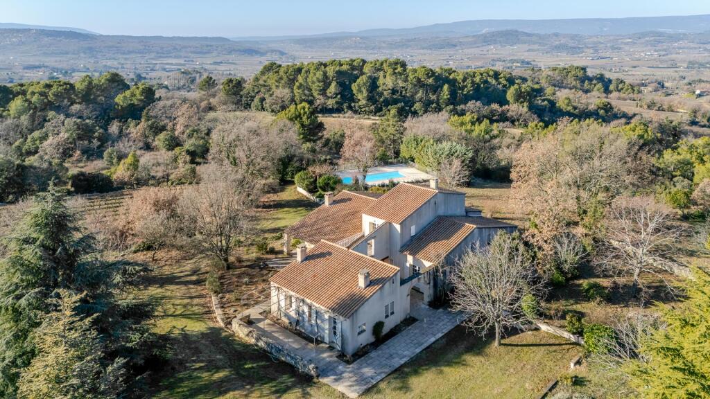 Main image of property: Provence-Alps-Cote d`Azur, Vaucluse, Bonnieux