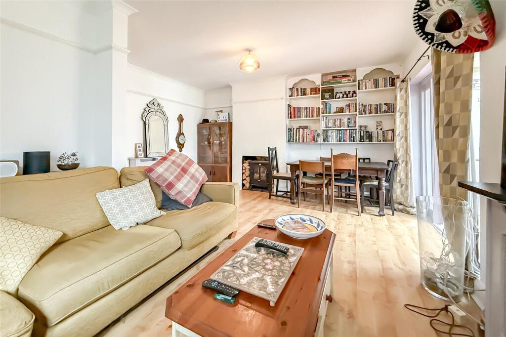 Additional image 5 of Wynchlands Crescent, St. Albans, Hertfordshire, AL4