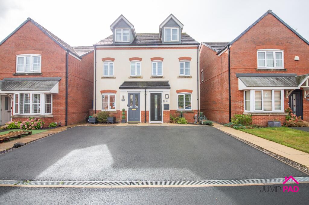 Main image of property: Garston Crescent, Newton-Le-Willows, WA12