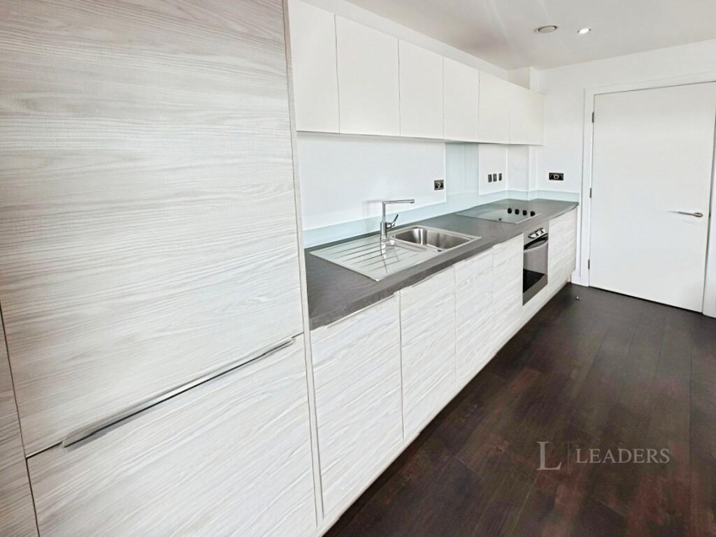 Apartment in Manchester - View 3