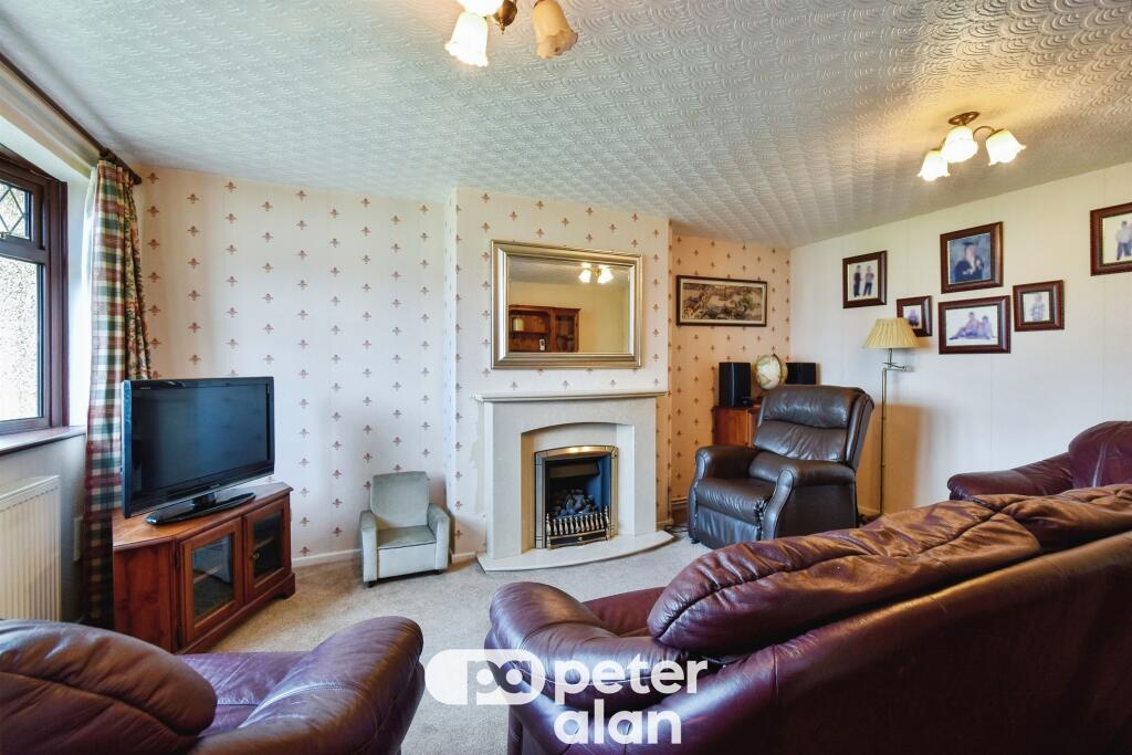 House in Tredegar, Rhymney - View 4