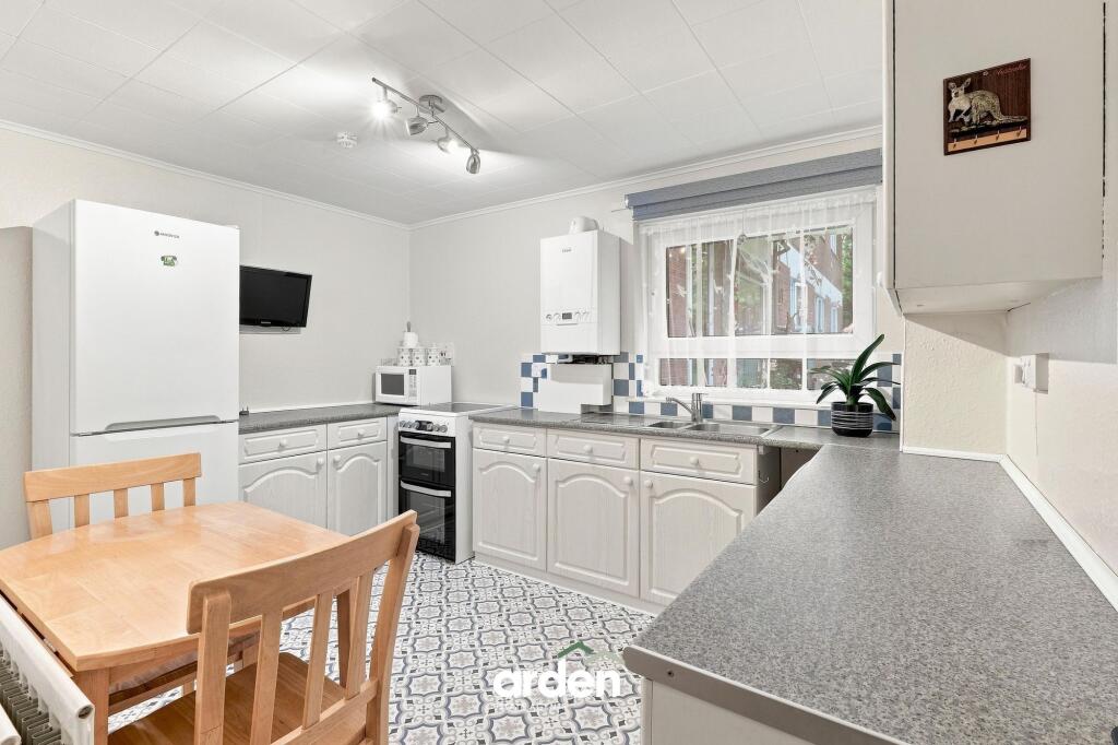 Southcrest Gardens, Redditch, B97 photo 5