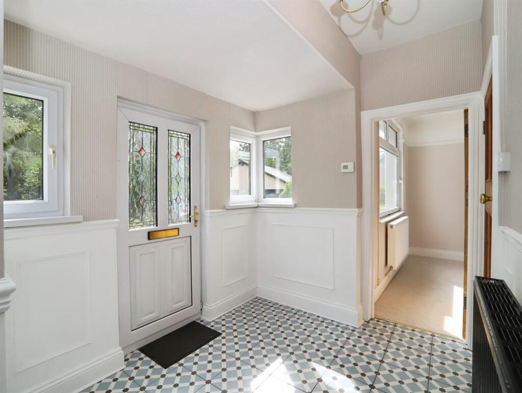 House in Cardiff, Abercynon - View 2