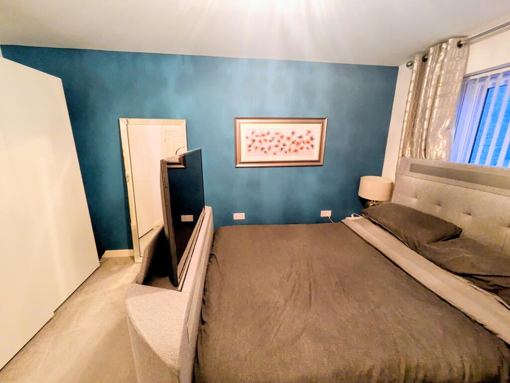 Additional image 10 of Harrowins Farm Drive, Bradford, BD13