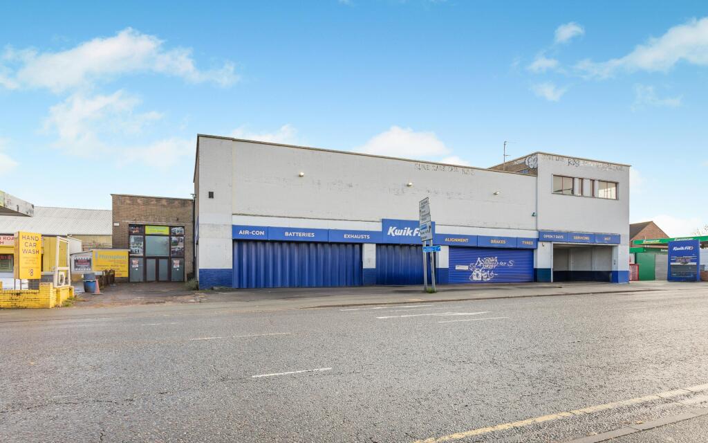 8673410-exterior02.jpg