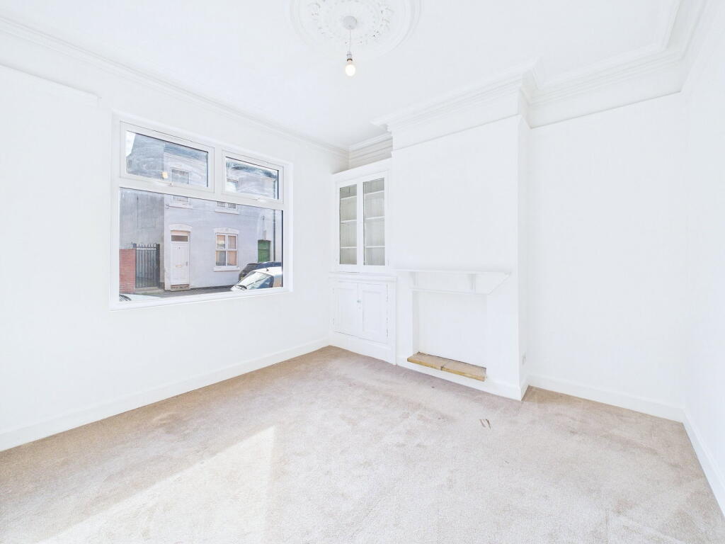 House in Leicester - View 3