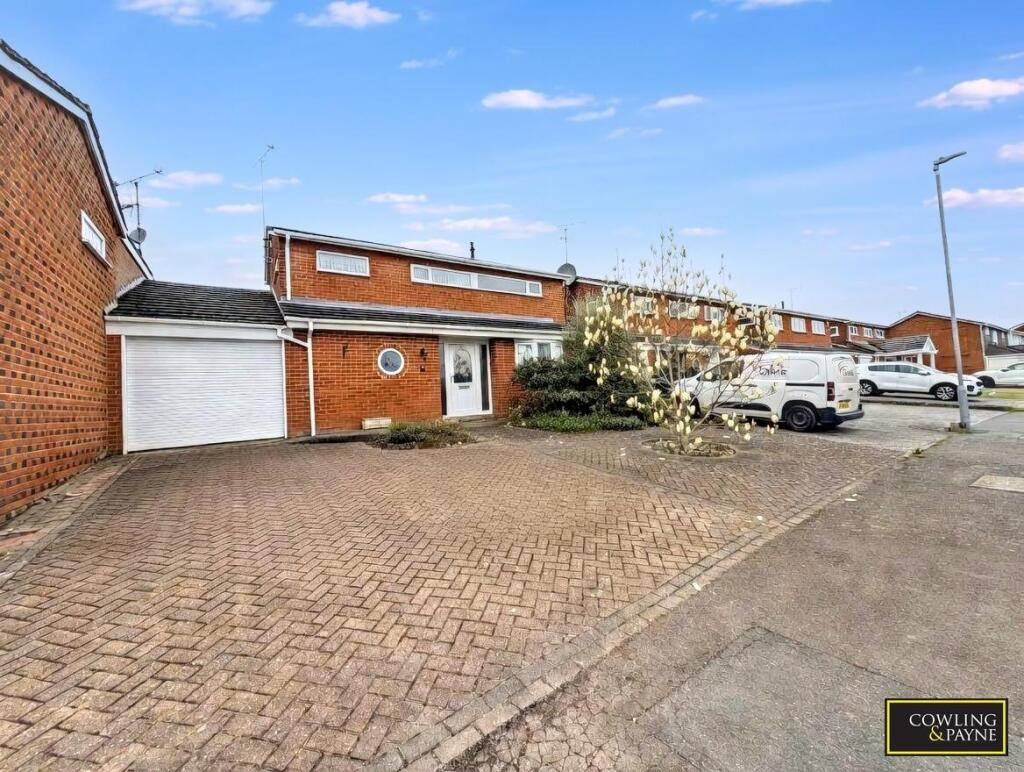 Main image of property: Gaynesford, Basildon