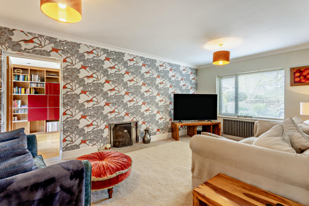South Road, Oundle, Northamptonshire, PE8 photo 4
