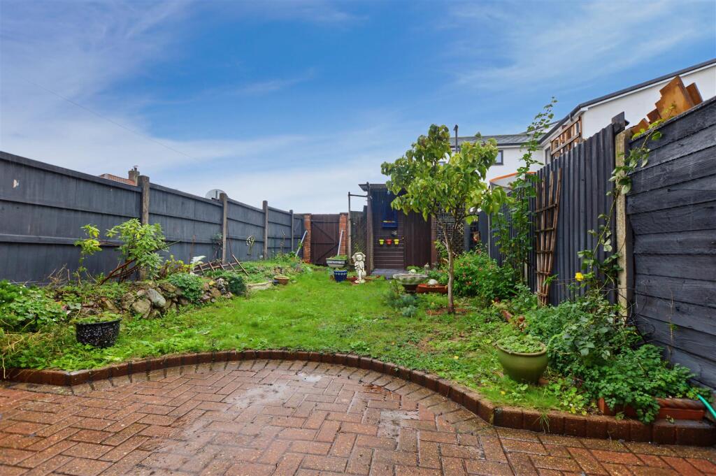 Property photo 11