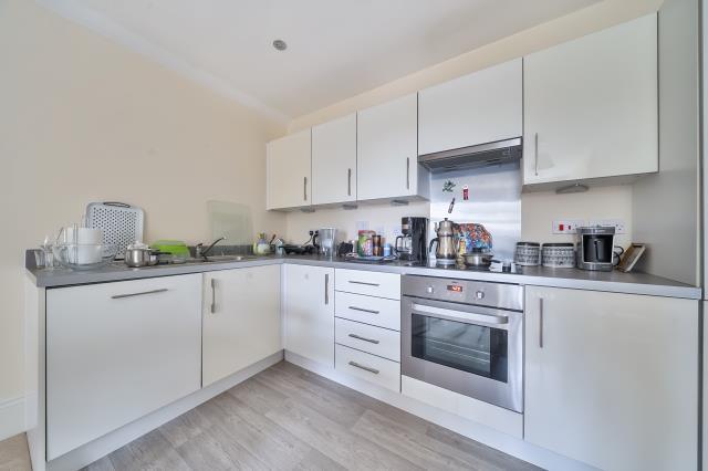 Apartment in Newbury, West Fields, Speenhamland - View 4