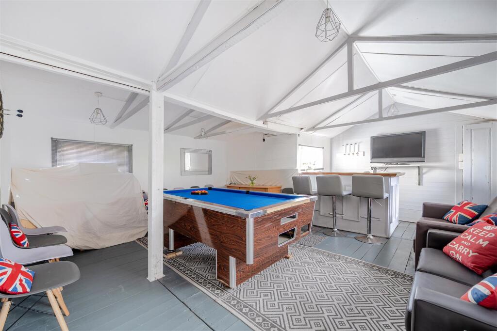 Additional image 9 of Grove Avenue, Yeovil