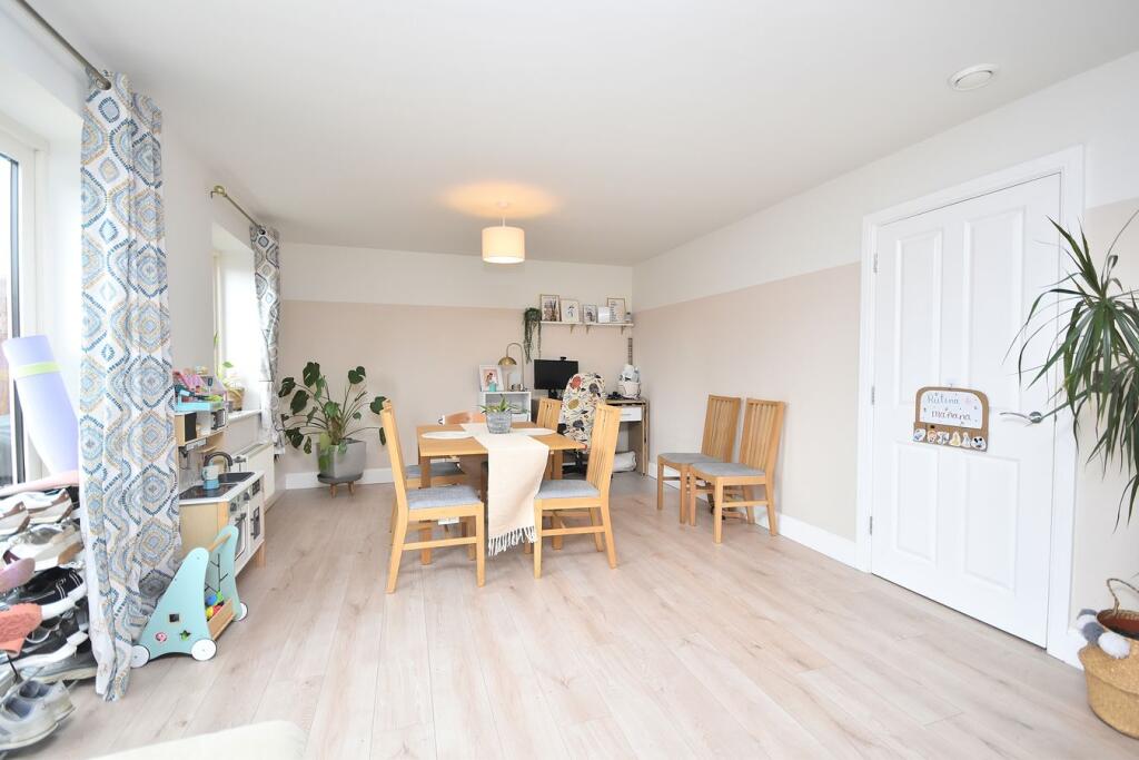 House in Northampton - View 4